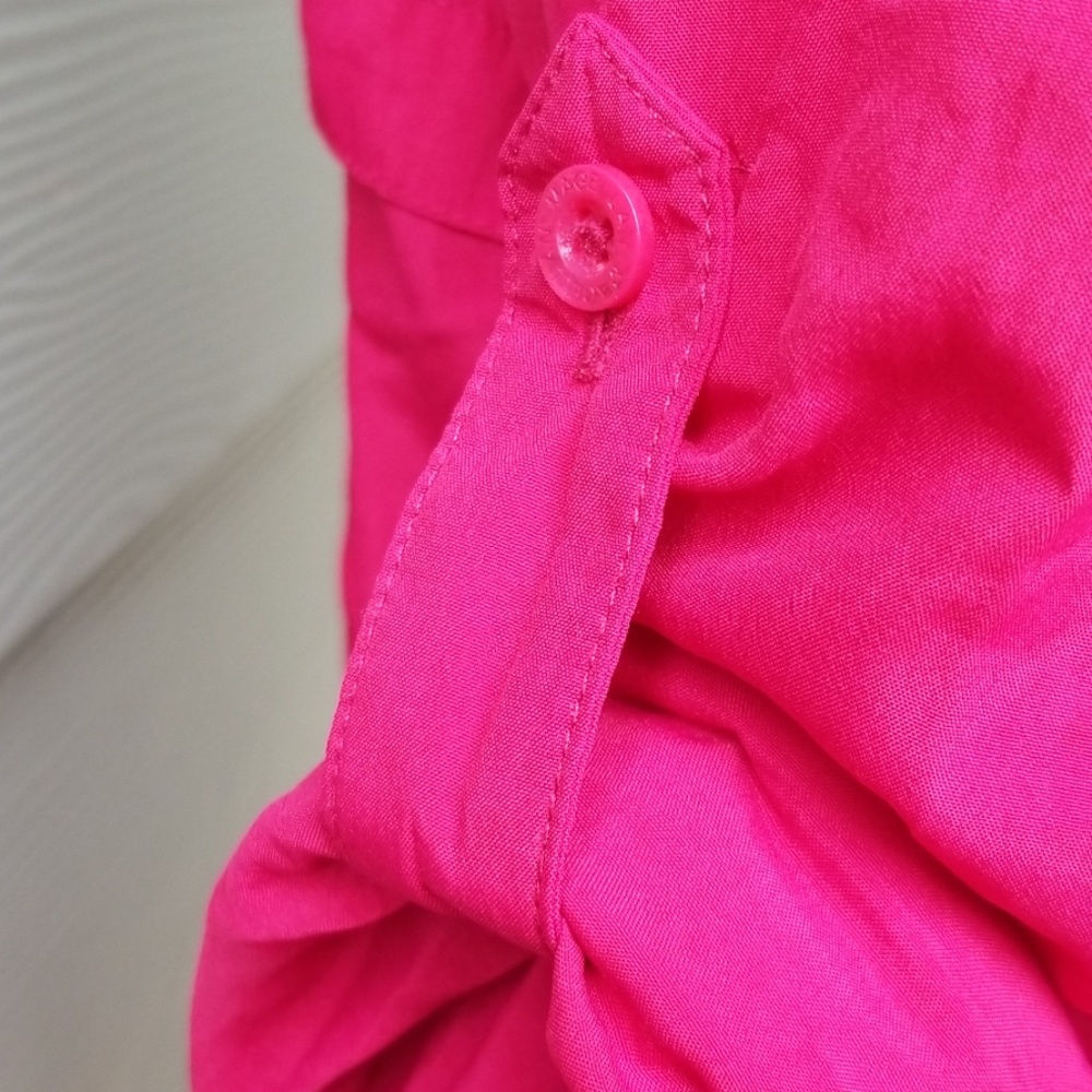 Pink fishing botton up